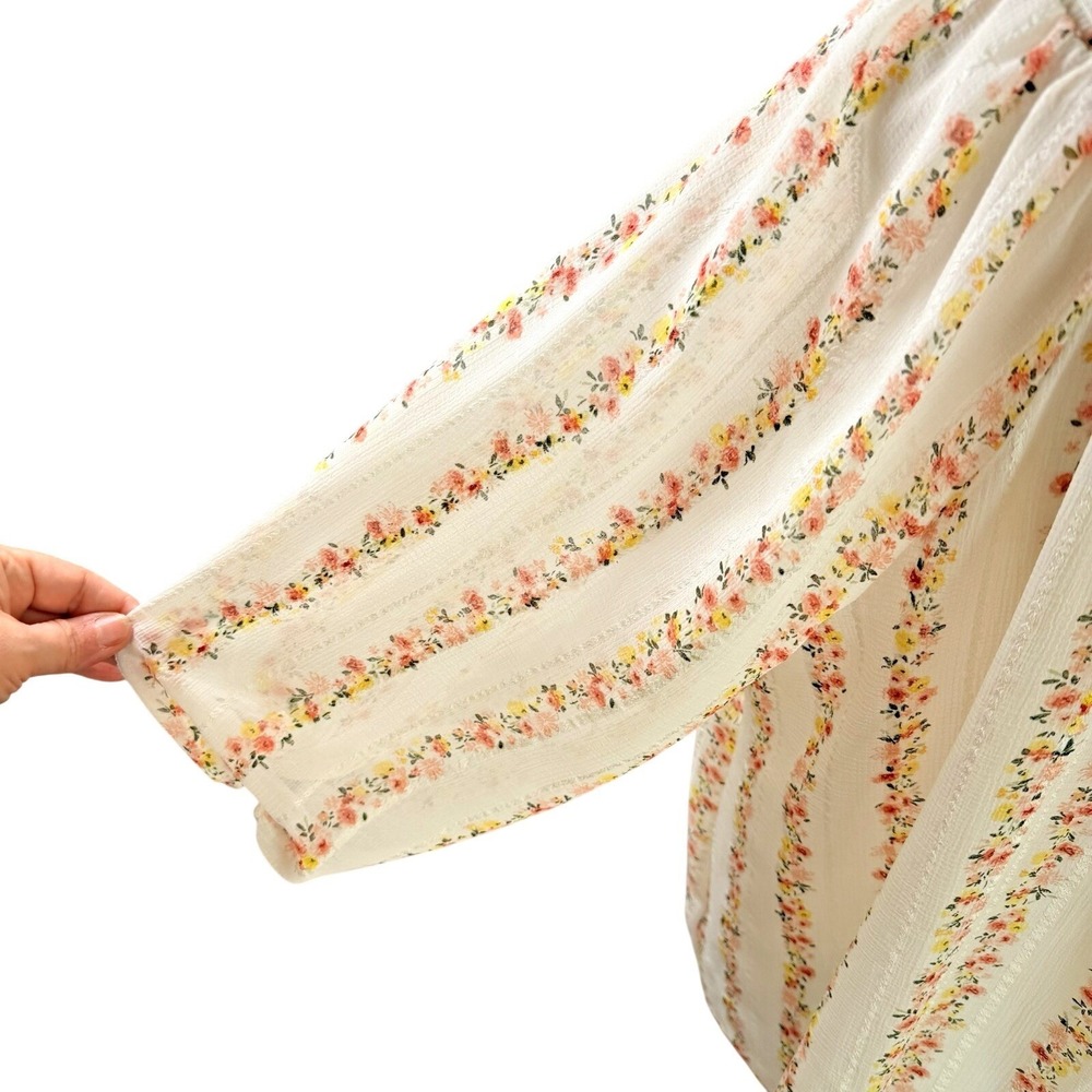 Torrid Cream and Pink Floral Chiffon Boho Raglan Sleeve Flowy Blouse‎ Size 1 - Picture 6 of 9